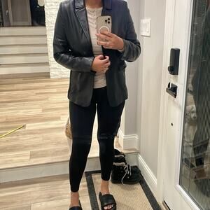 \id Collection 100% Leather Blazer Sz 2